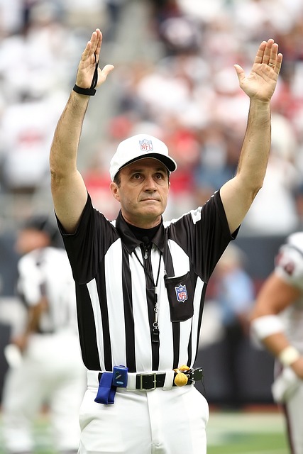 ESPN：曼联计划明年夏窗再引进中场，届时球队将有足够资金